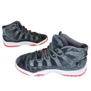 Jordan 11 Retro Bred Velvet (PS) Size 13.5c